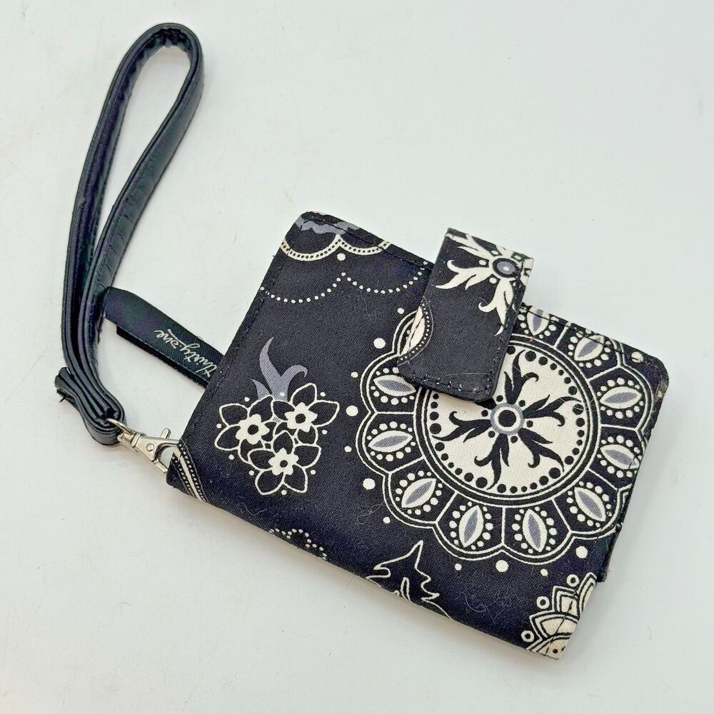 Thirty-One Onyx Medallion Wristlet Black & Cream Snap Card Coin Cash ID Wallet